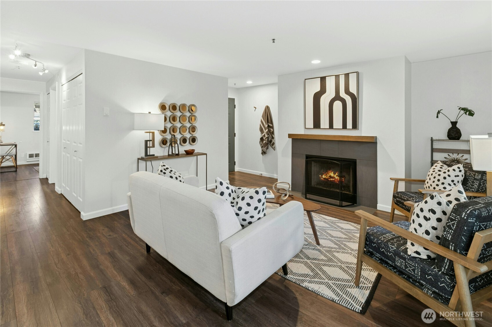 580 Front Street South, Unit C114 Issaquah, WA 98027 - Photo 7 of 30