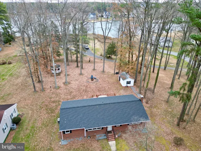 $414,900 | 213 Clevenger Lane, Grasonville, MD 21638