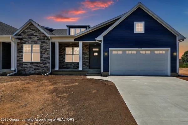 $446,206 | 1145 Peninsula Drive, Grand Ledge, MI 48837
