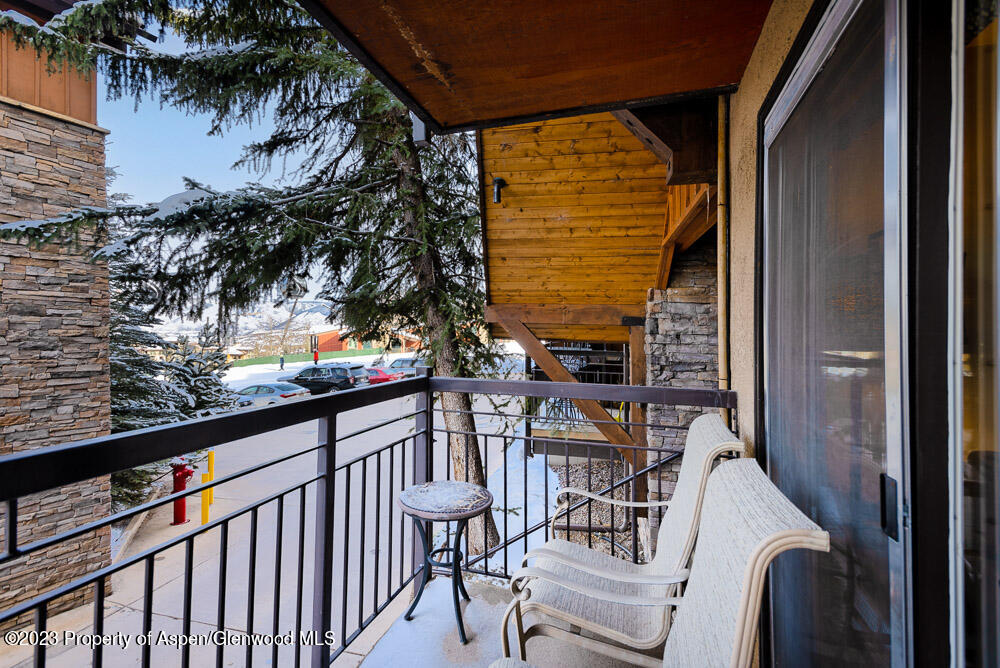 400 Wood Road, Unit 2113H Snowmass Village, CO 81615 - Photo 6 of 12 Covered Deck with Grill