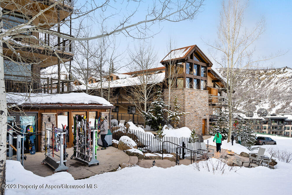400 Wood Road, Unit 2113H Snowmass Village, CO 81615 - Photo 10 of 12 Ski Concierge