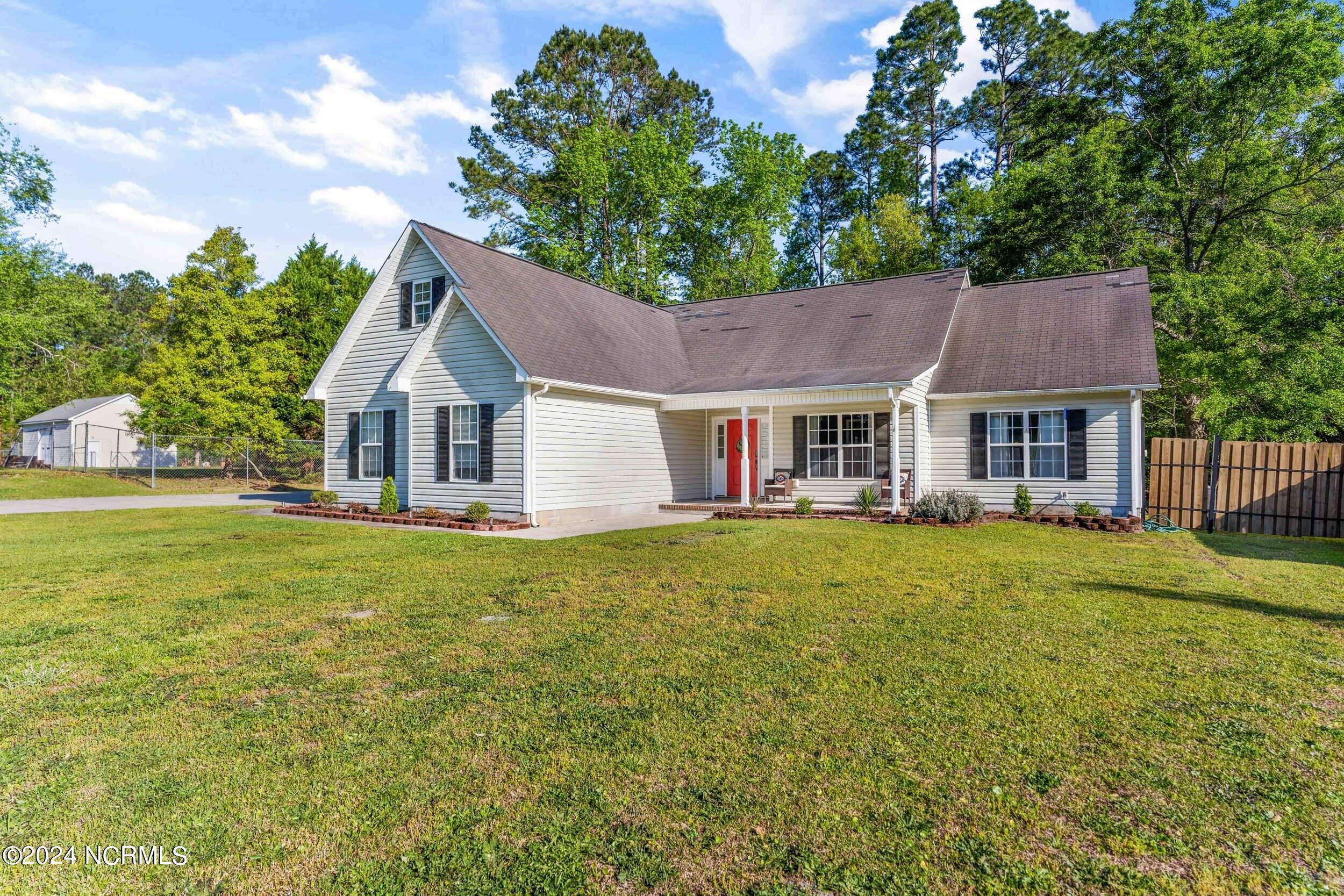 1386 Ramsey Road Jacksonville, NC 28546 - Photo 2 of 44 002_2m3M