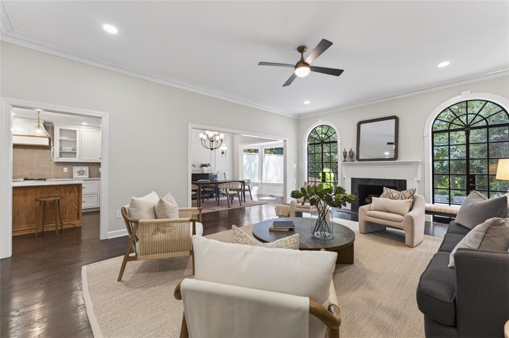 11 Mooregate Square Northwest Atlanta, GA 30327 - Photo 10 of 26