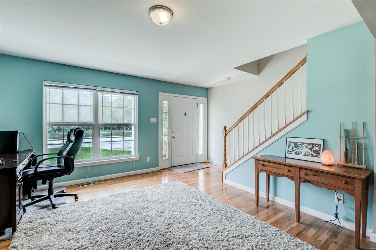 728 North Rock Hill Road St. Louis, MO 63119 - Photo 3 of 26