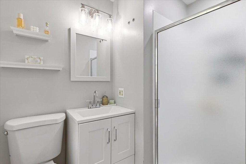 94 High Street Walpole, MA 02081 - Photo 15 of 42