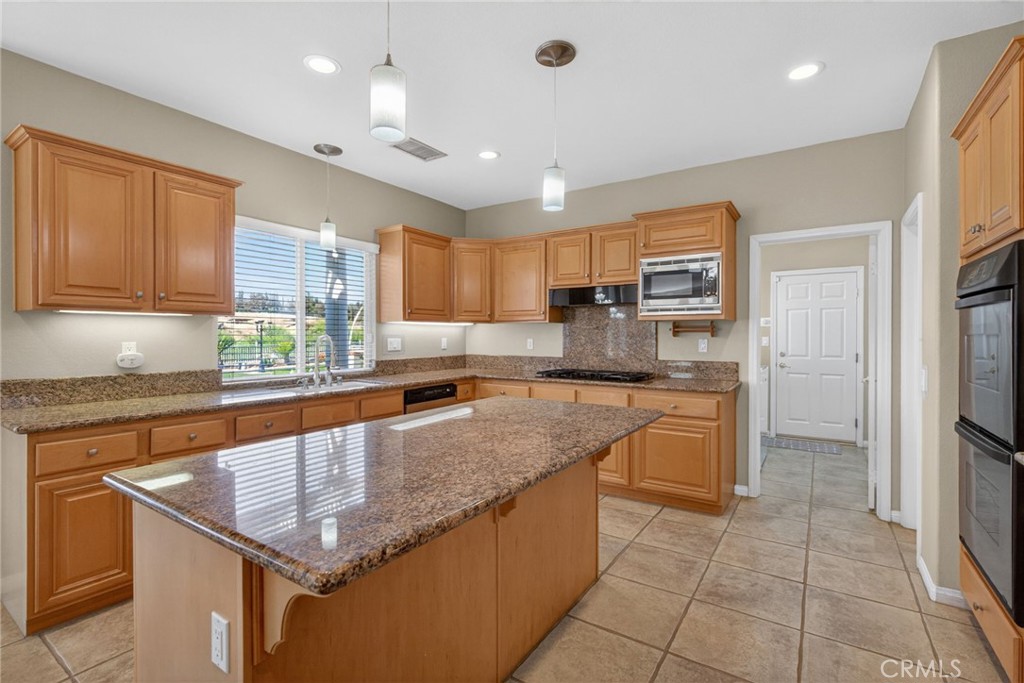 14427 Ashton Lane Riverside, CA 92508 - Photo 19 of 75 Gallery Image 19