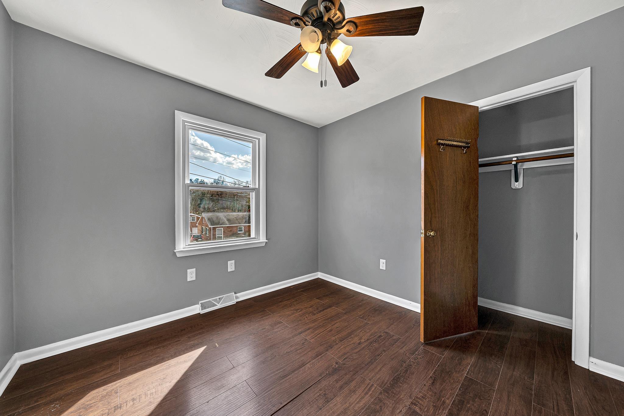 1378 Craig Robertson Road Southeast Roanoke, VA 24014 - Photo 10 of 17 Bedroom