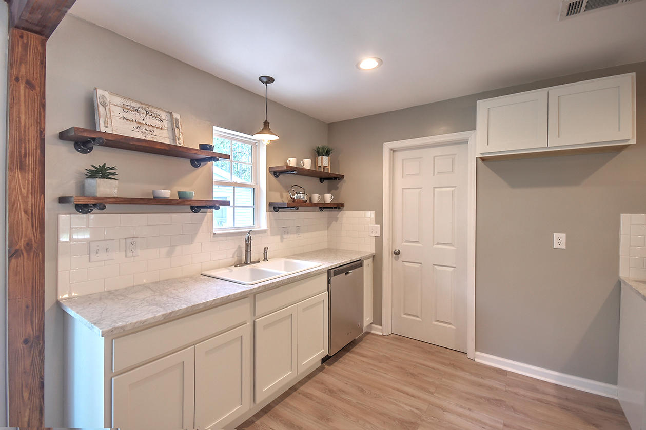 603 Beauregard Road Summerville, SC 29486 - Photo 4 of 15 DSC_0964_5_6