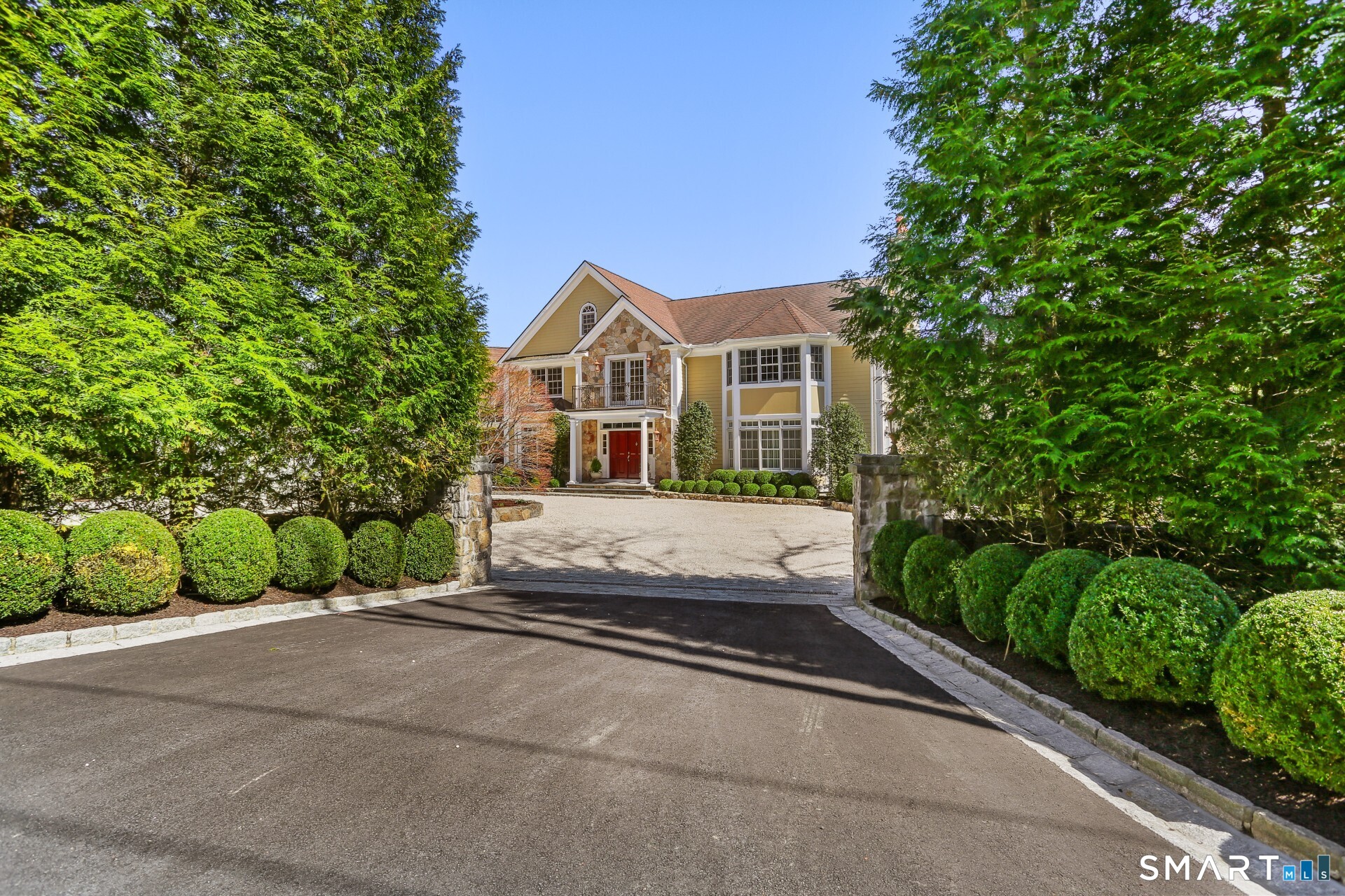 314 Georgetown Road Weston, CT 06883 - Photo 2 of 40