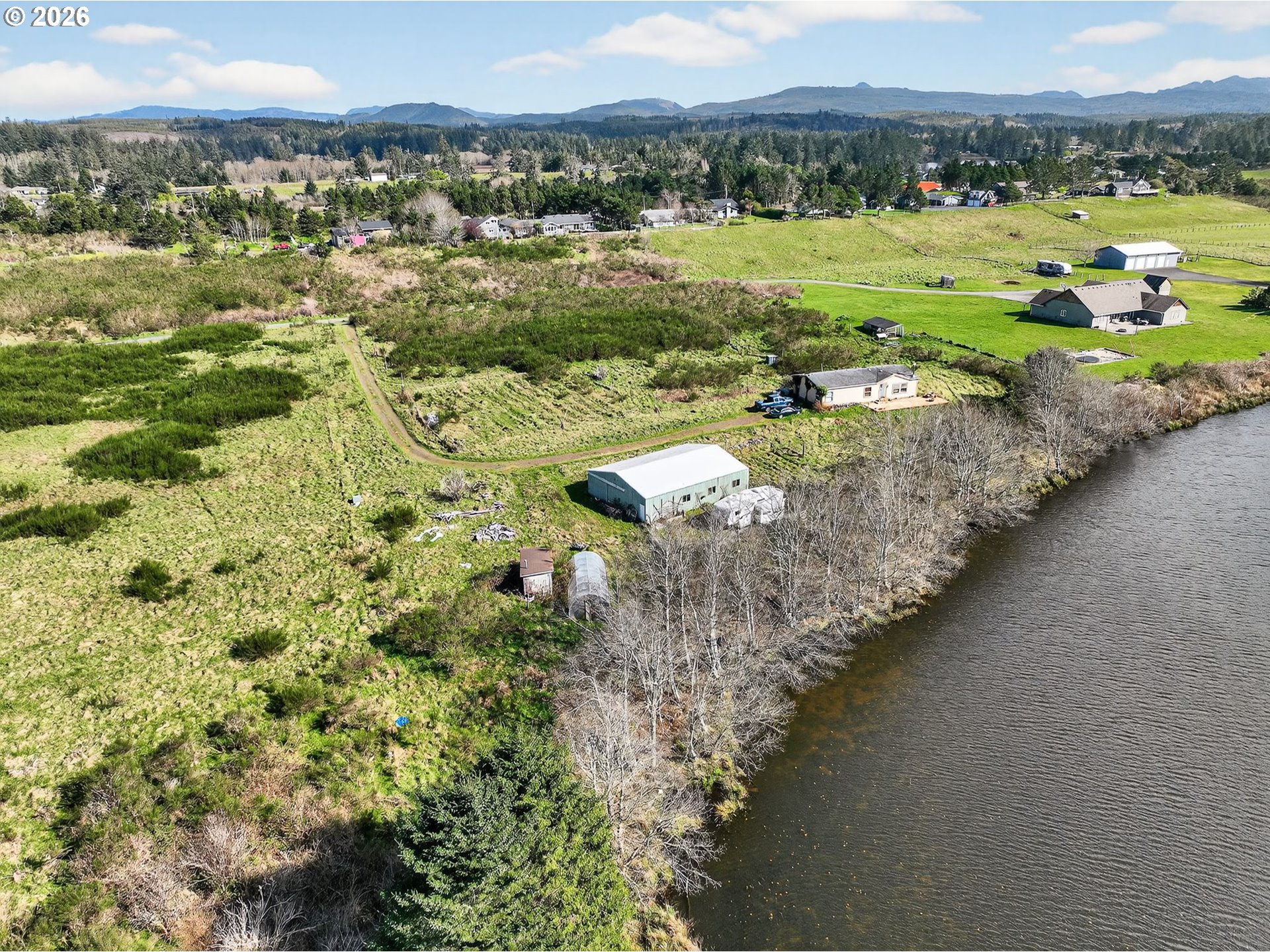 89953 Seales Road Warrenton, OR 97146 - Photo 5 of 19