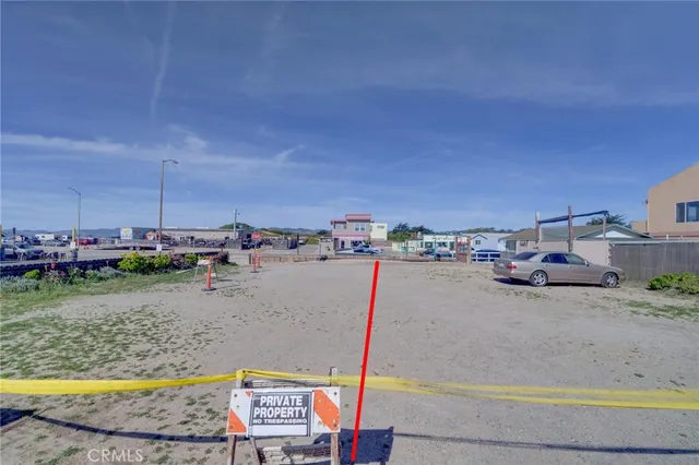 $299,000 | 320 Pier Avenue, Oceano, CA 93445