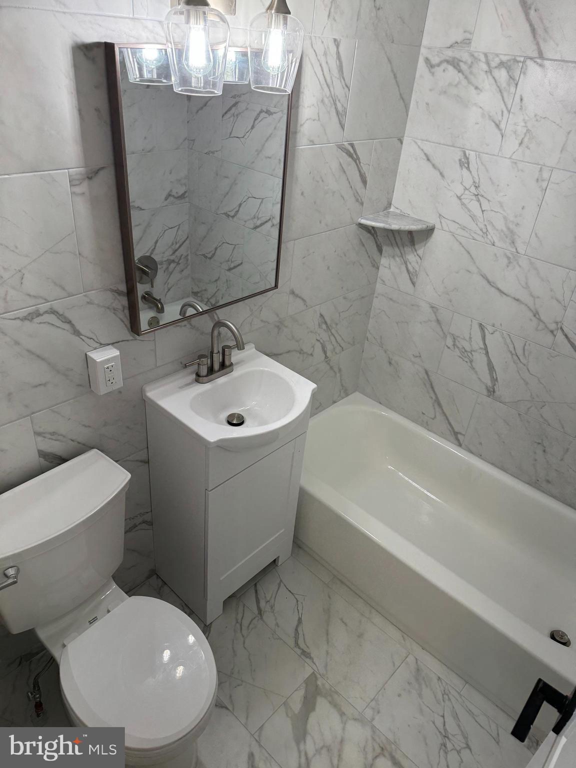 1841 Davisville Road, Unit B6 Willow Grove, PA 19090 - Photo 13 of 21 Bathroom