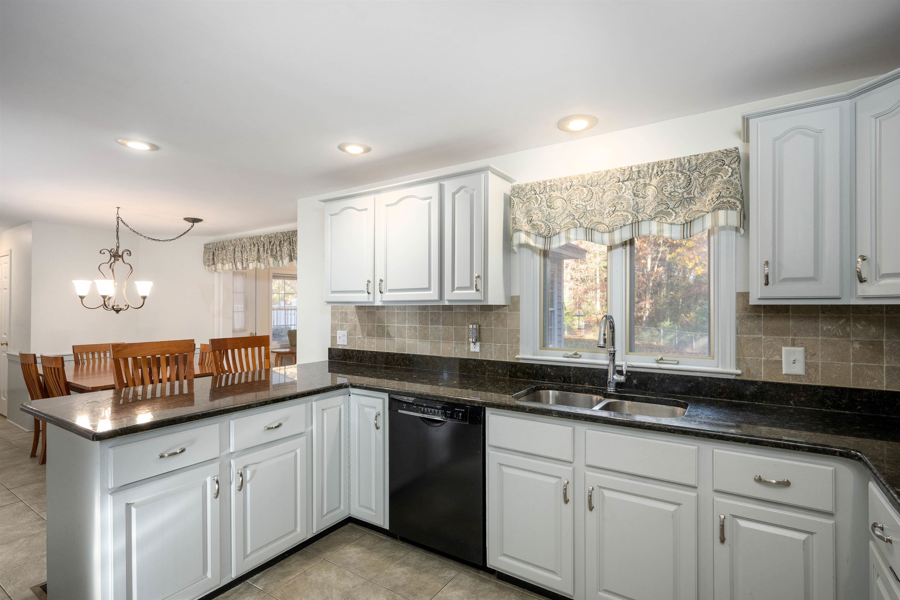 5 Squirrel Run Road Plaistow, NH 03865 - Photo 39 of 40 Gallery Image 39