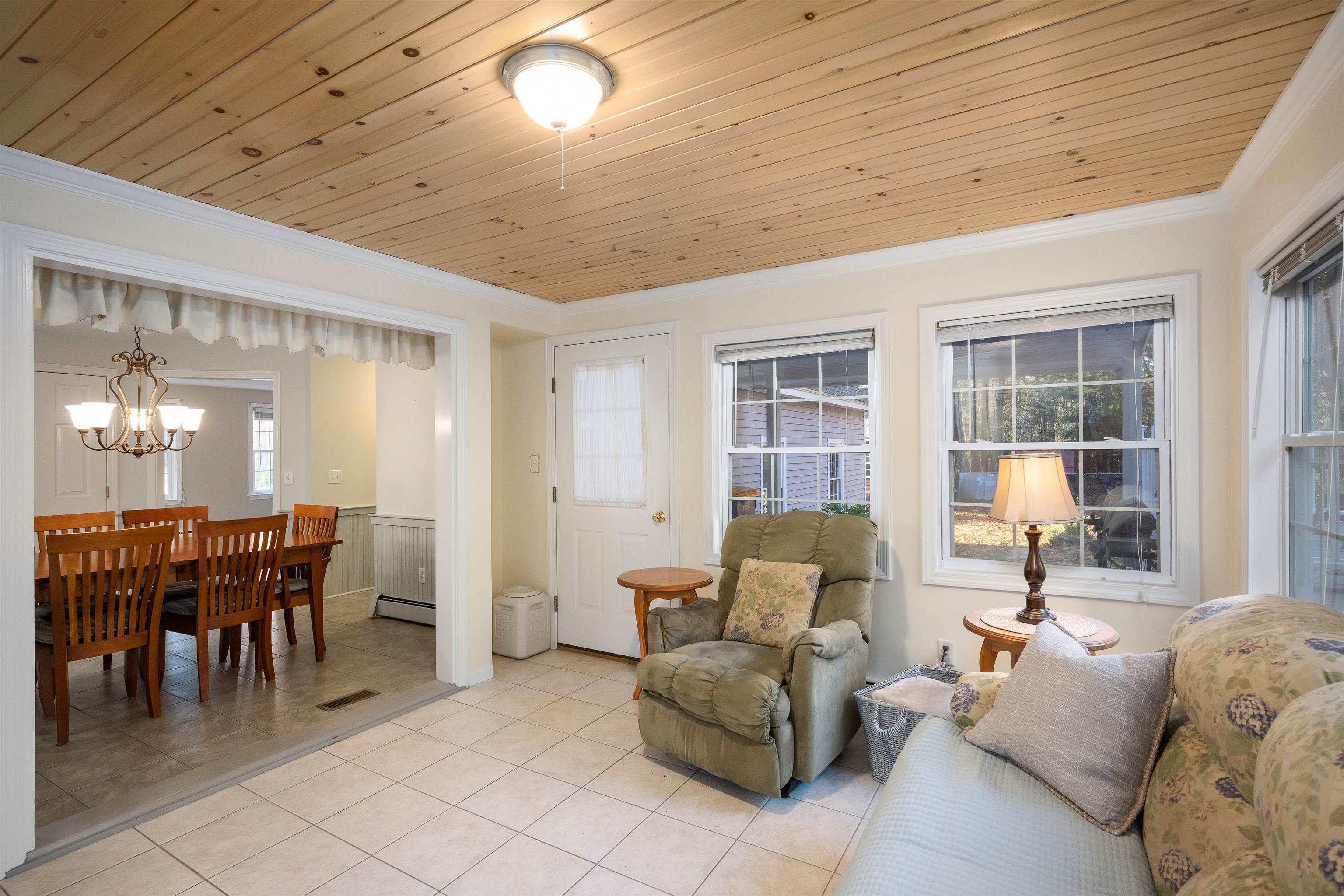 5 Squirrel Run Road Plaistow, NH 03865 - Photo 5 of 40 Gallery Image 5
