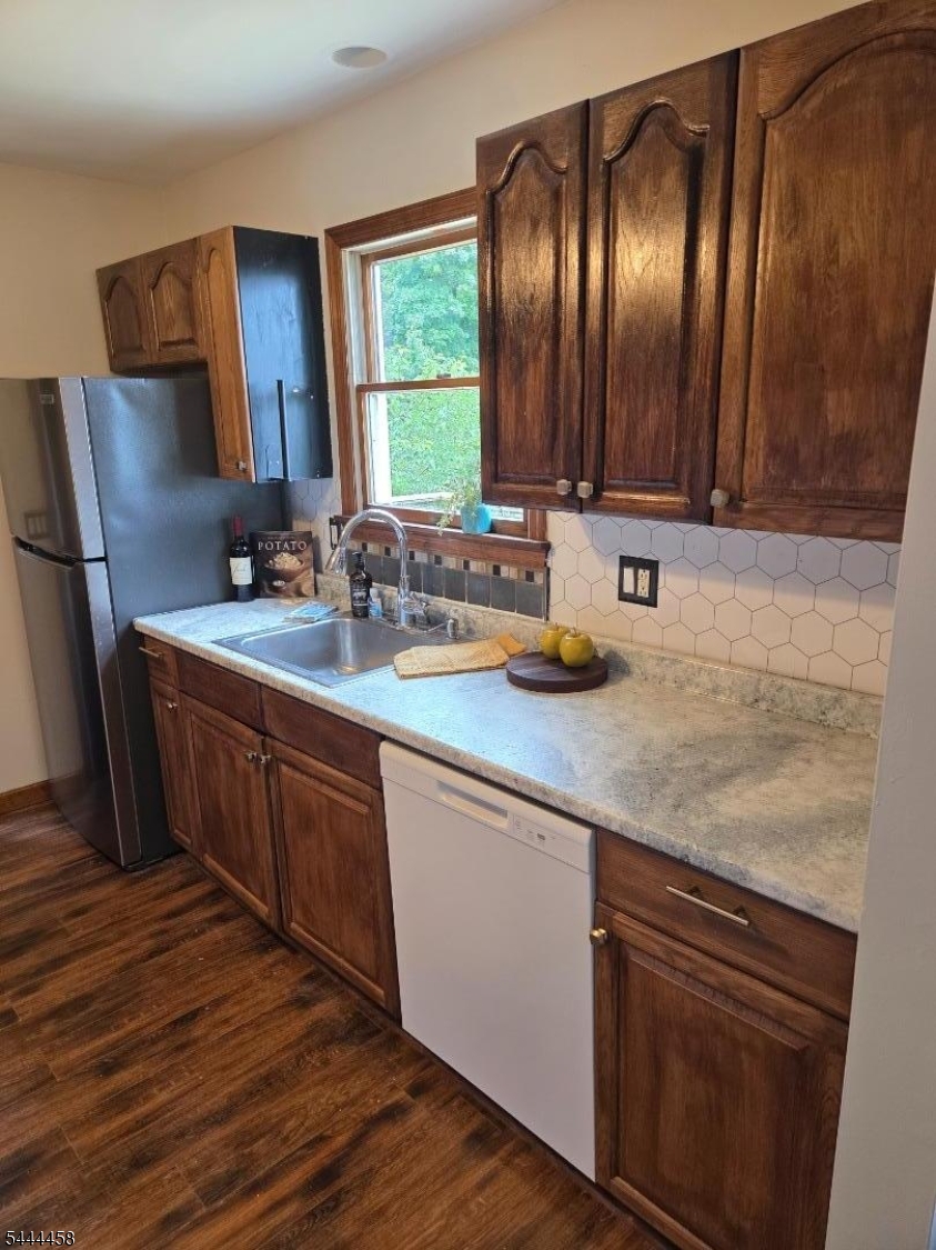 150 Nolans Point Road Lake Hopatcong, NJ 07849 - Photo 11 of 16