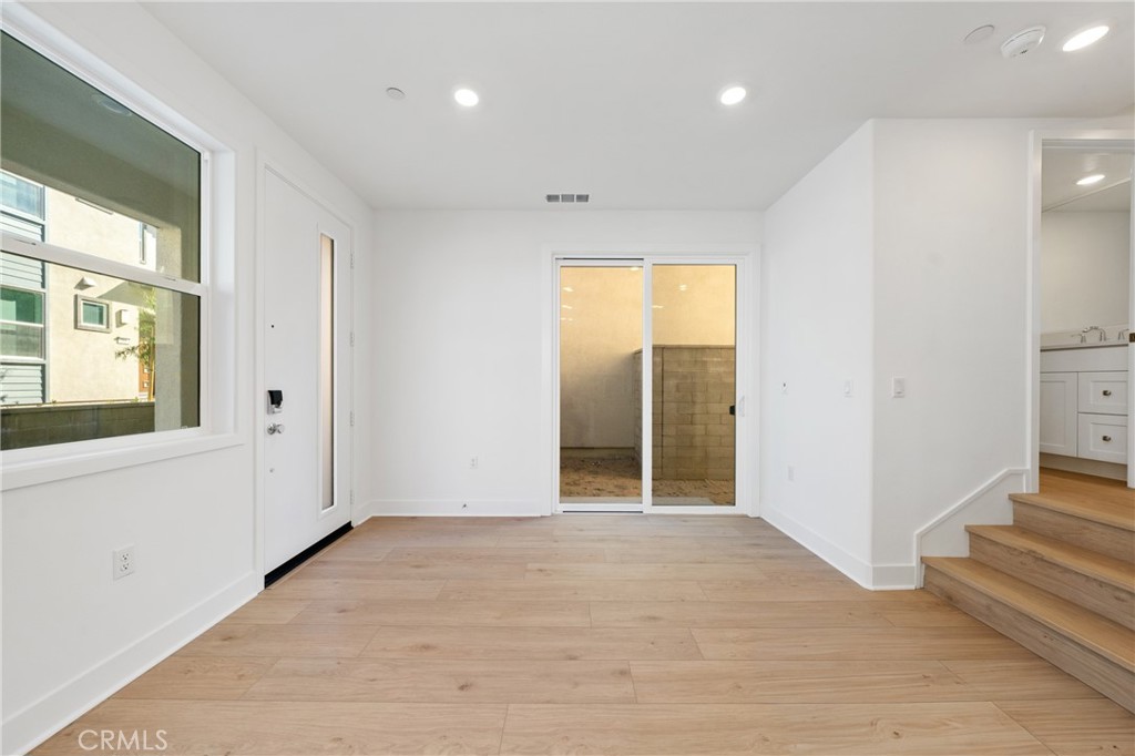 322 Proctor Irvine, CA 92618 - Photo 12 of 41