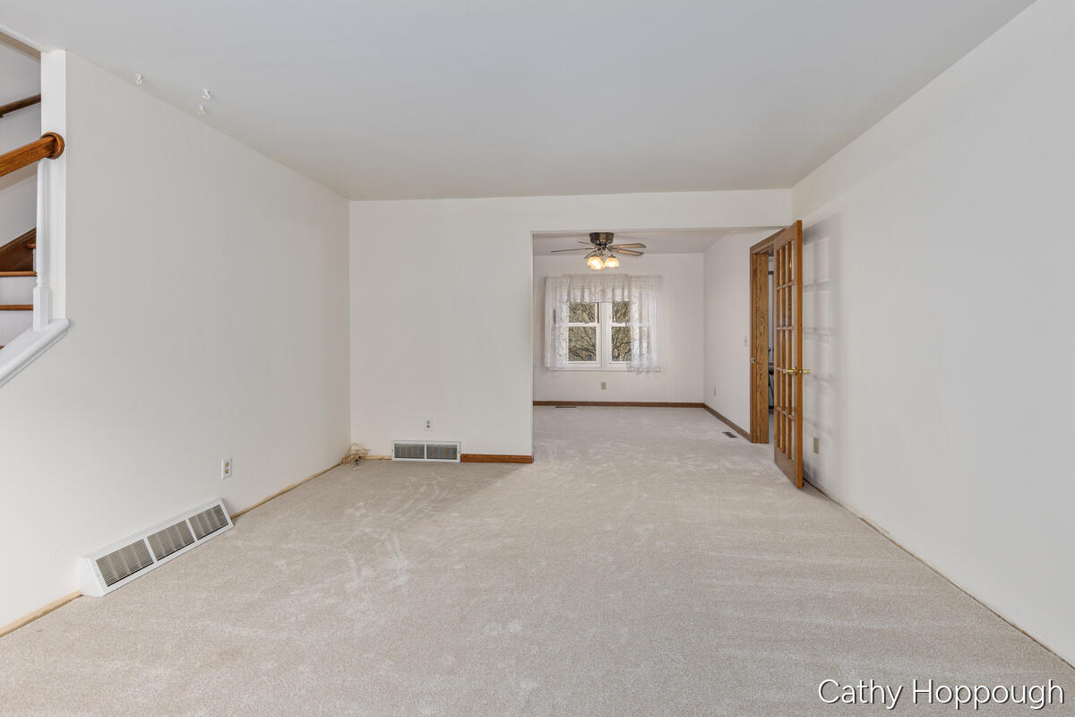 775 River Road Hastings, MI 49058 - Photo 6 of 42 775-River_006