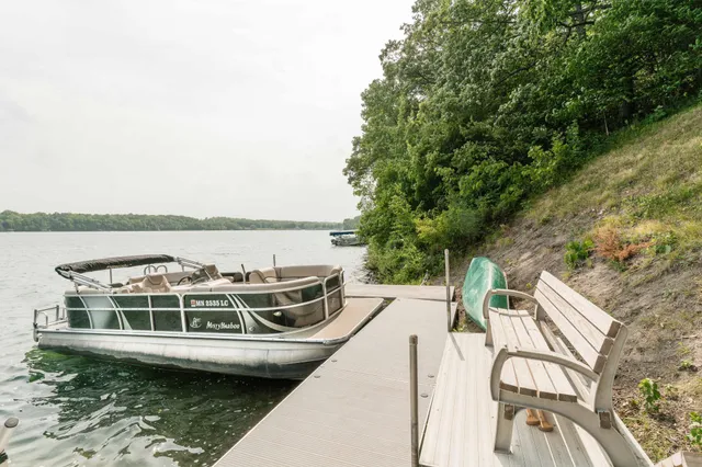 $1,099,900 | 40861 Acorn Drive, Dent, MN 56528