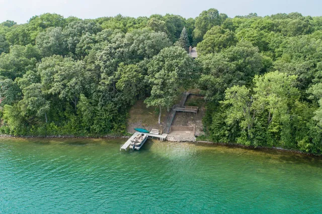 $1,099,900 | 40861 Acorn Drive, Dent, MN 56528