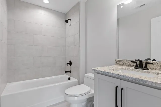 $600,000 | 4199 Barnsley Loop, Ooltewah, TN 37363