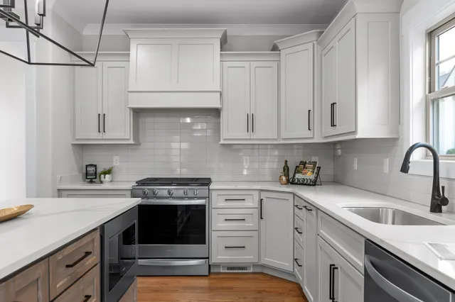 $600,000 | 4199 Barnsley Loop, Ooltewah, TN 37363