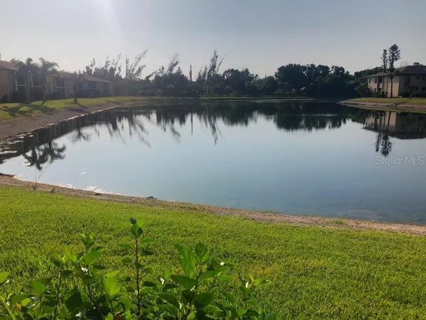 $1,900 | 4024 Oakview Drive, Unit I3, Punta Gorda, FL 33980