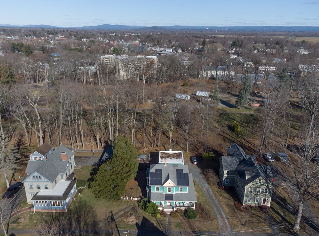 74 Lyman Road Northampton, MA 01060 - Photo 4 of 40 Gallery Image 4
