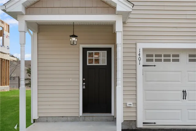 $3,600 | 1401 Hunting Hill Drive, Cumberland, RI 02864