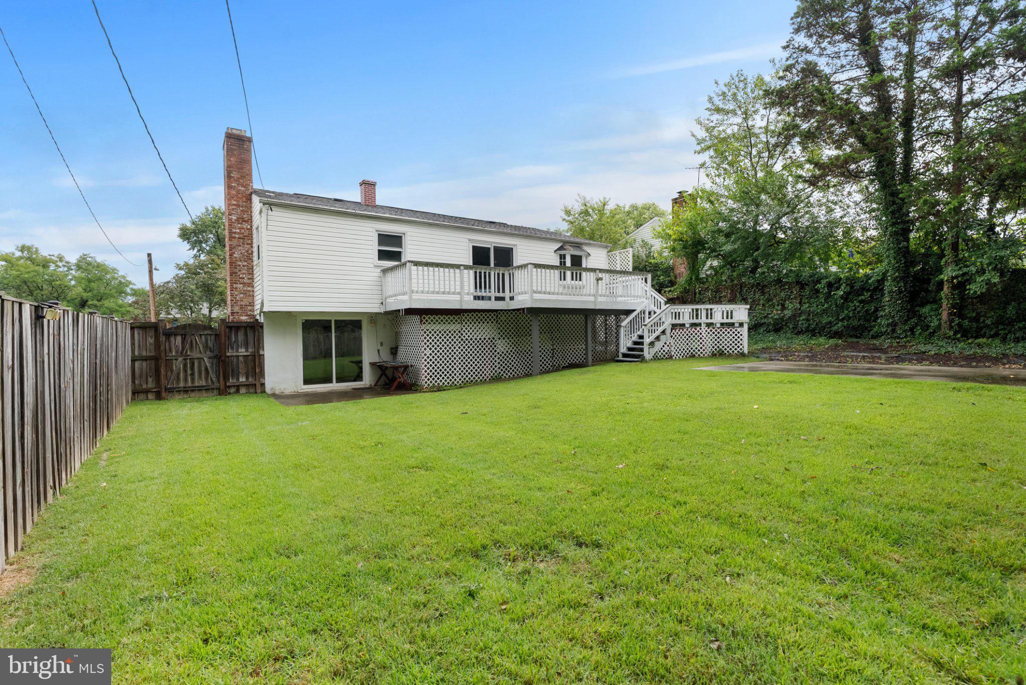 1107 Colony Ridge Road Odenton, MD 21113 - Photo 22 of 26 Spacious backyard retreat awaits you!