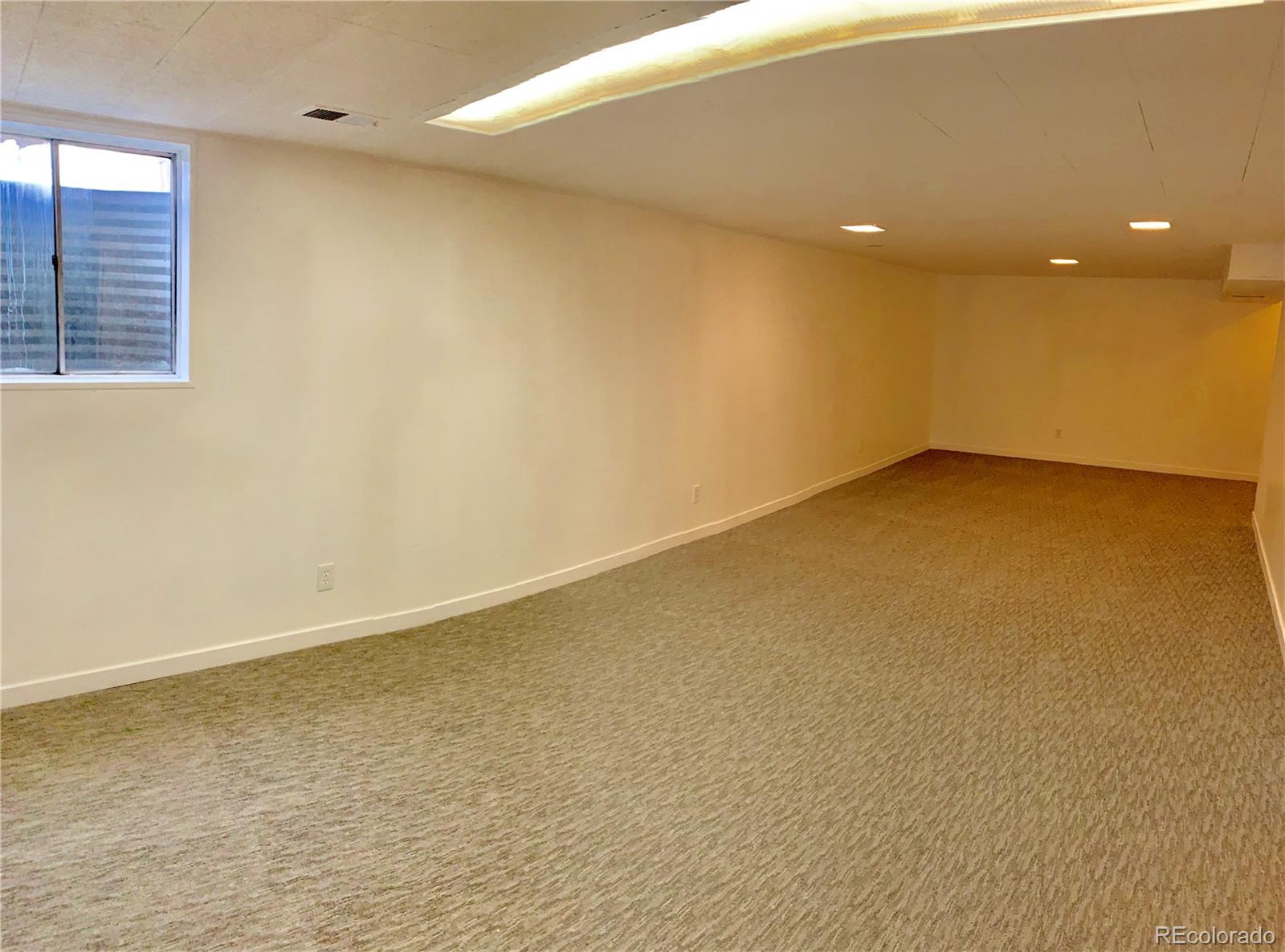 8272 Adams Way Denver, CO 80221 - Photo 6 of 30 Gallery Image 6