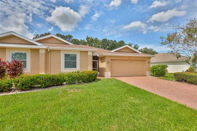 $2,100 | 751 McCallister Avenue, Sun City Center, FL 33573