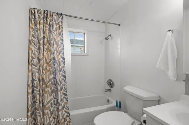 $565,000 | 404 Dobbs Street, Atlantic Beach, NC 28512