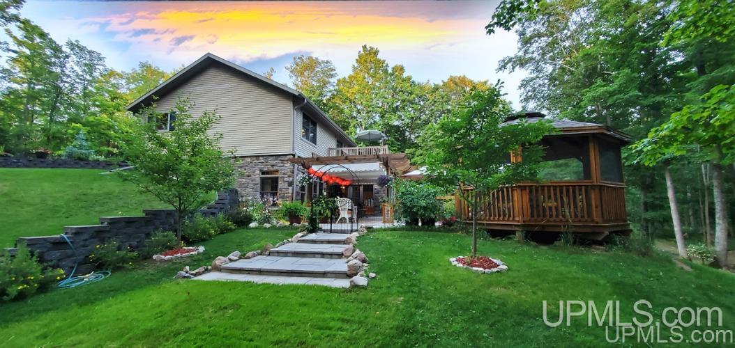 1764 Camp 5 Road Crystal Falls, MI 49920 - Photo 3 of 35 Gallery Image 3