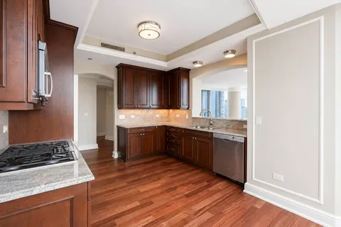 $1,350,000 | 60 East Monroe Street, Unit 3002, Chicago, IL 60603
