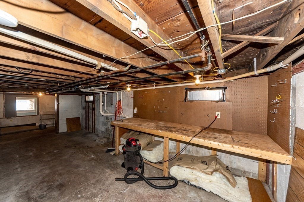 30 White Island Road Halifax, MA 02338 - Photo 33 of 34 Gallery Image 33