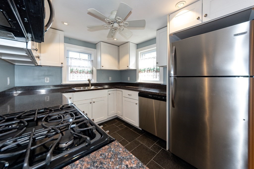 30 White Island Road Halifax, MA 02338 - Photo 7 of 34 Gallery Image 7