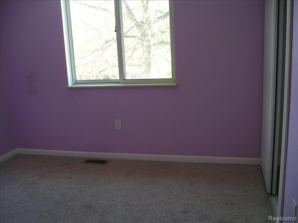 3135 Benstein Road Walled Lake, MI 48390 - Photo 10 of 12 Second Bedroom