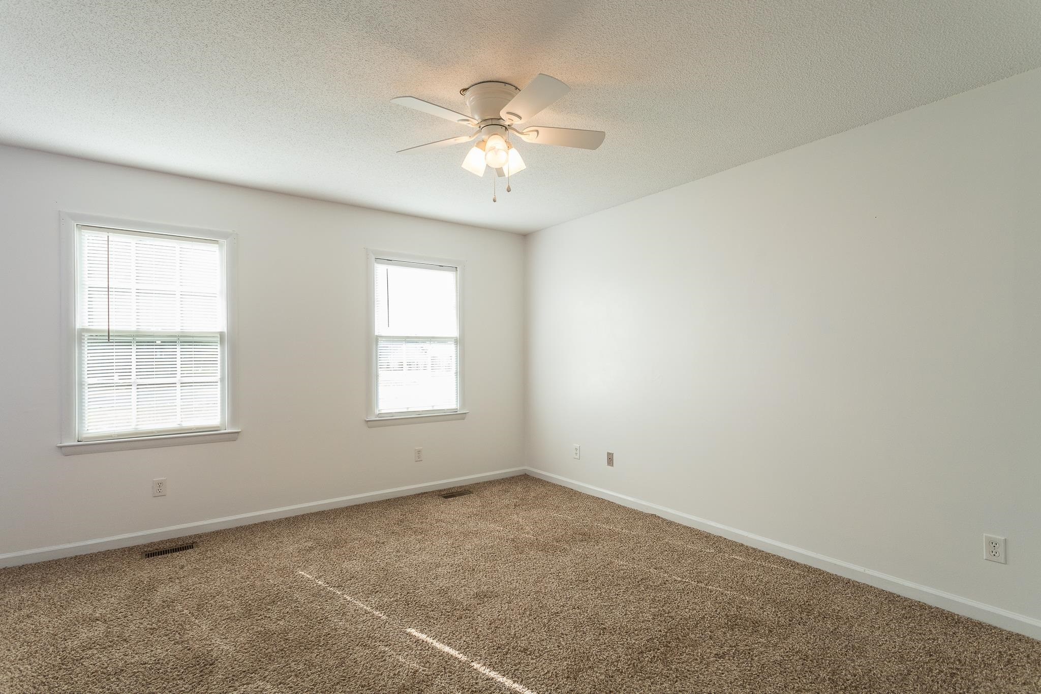 5444 Raleigh Road Benson, NC 27504 - Photo 8 of 14 Photo 8