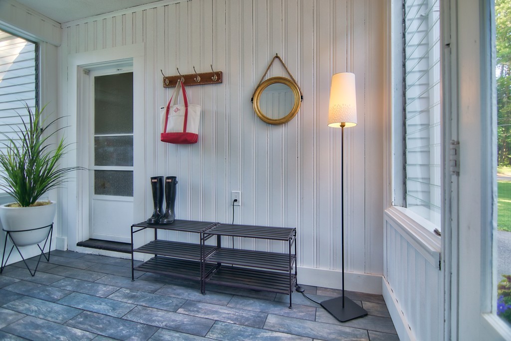 1 Cedar Road Lincoln, MA 01773 - Photo 3 of 22