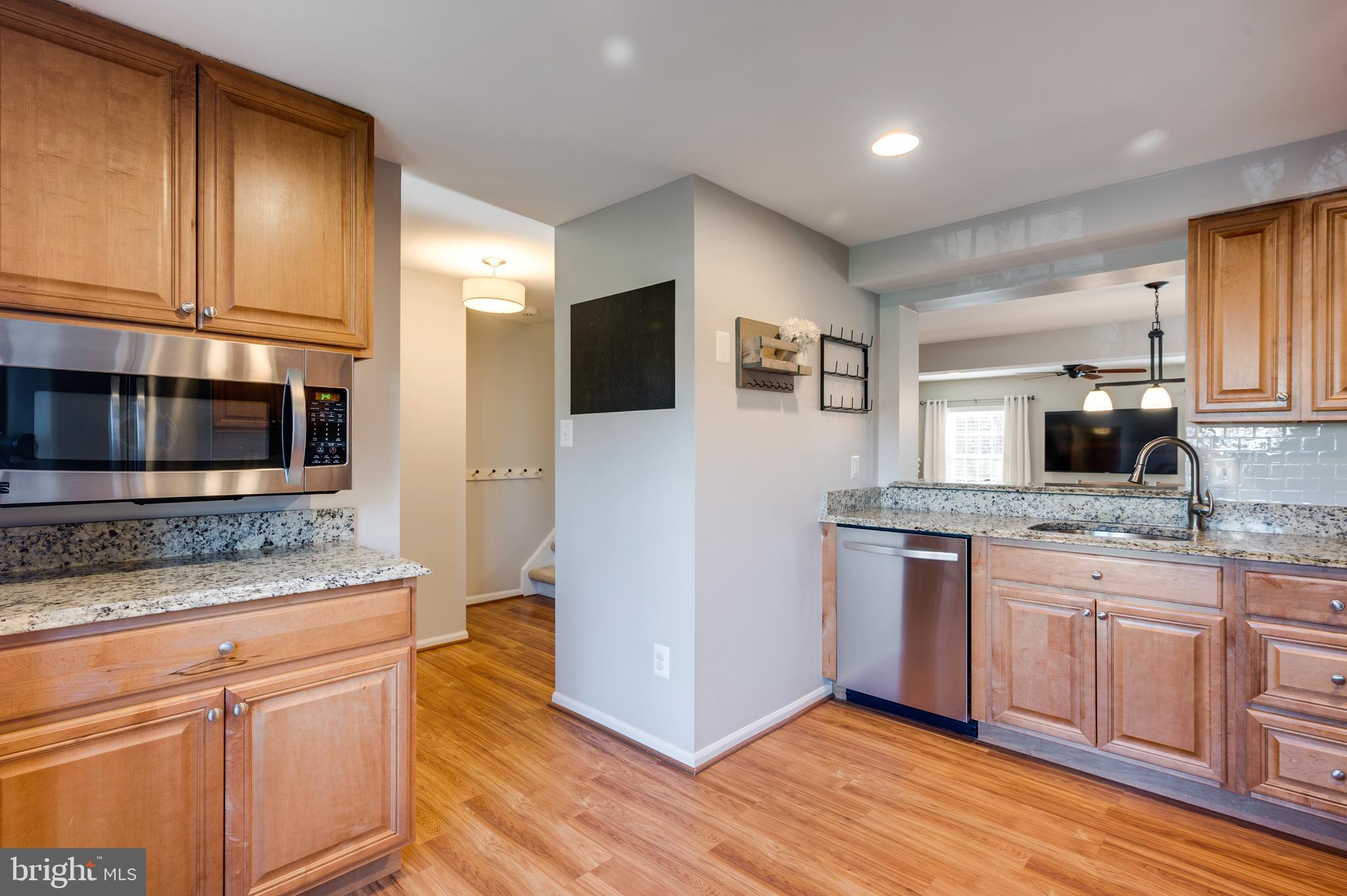1519 Autumn Ridge Circle Reston, VA 20194 - Photo 3 of 36
