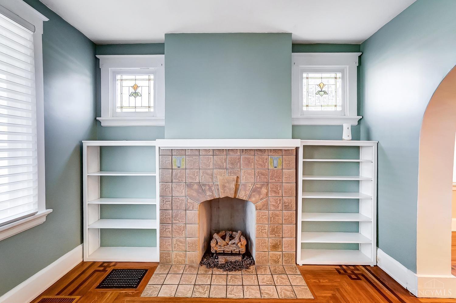 3840 Edwards Road Cincinnati, OH 45209 - Photo 5 of 32