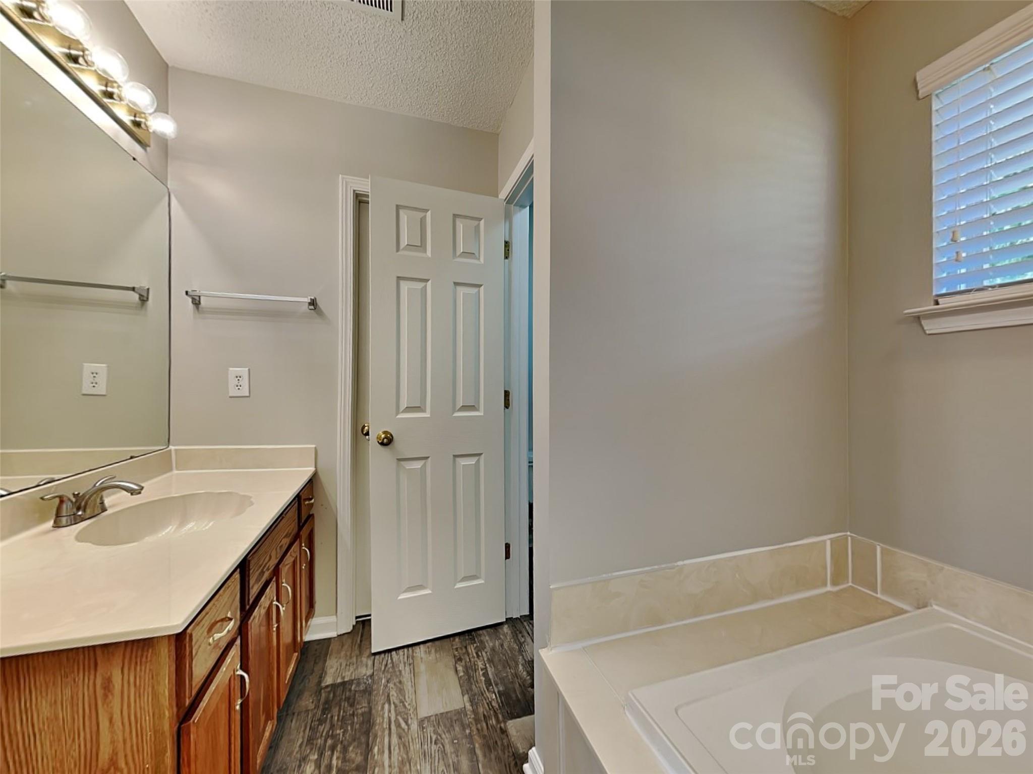 5414 Crisfield Road Charlotte, NC 28269 - Photo 8 of 17
