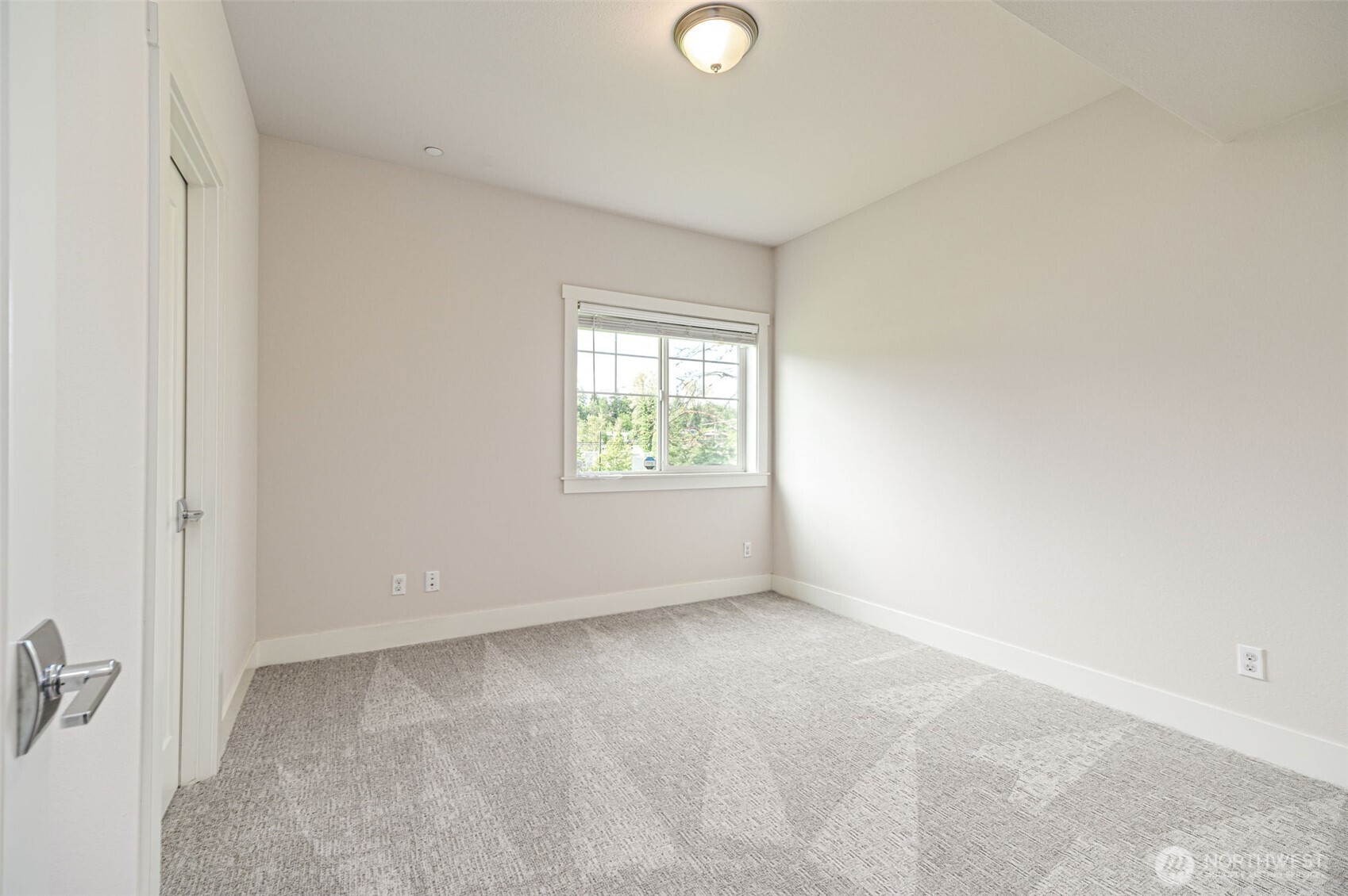7663 South 132nd Street Seattle, WA 98178 - Photo 28 of 30