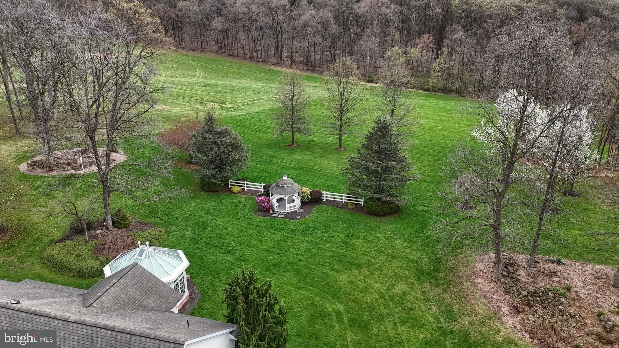 6516 Schoolhouse Road Hershey, PA 17033 - Photo 12 of 71