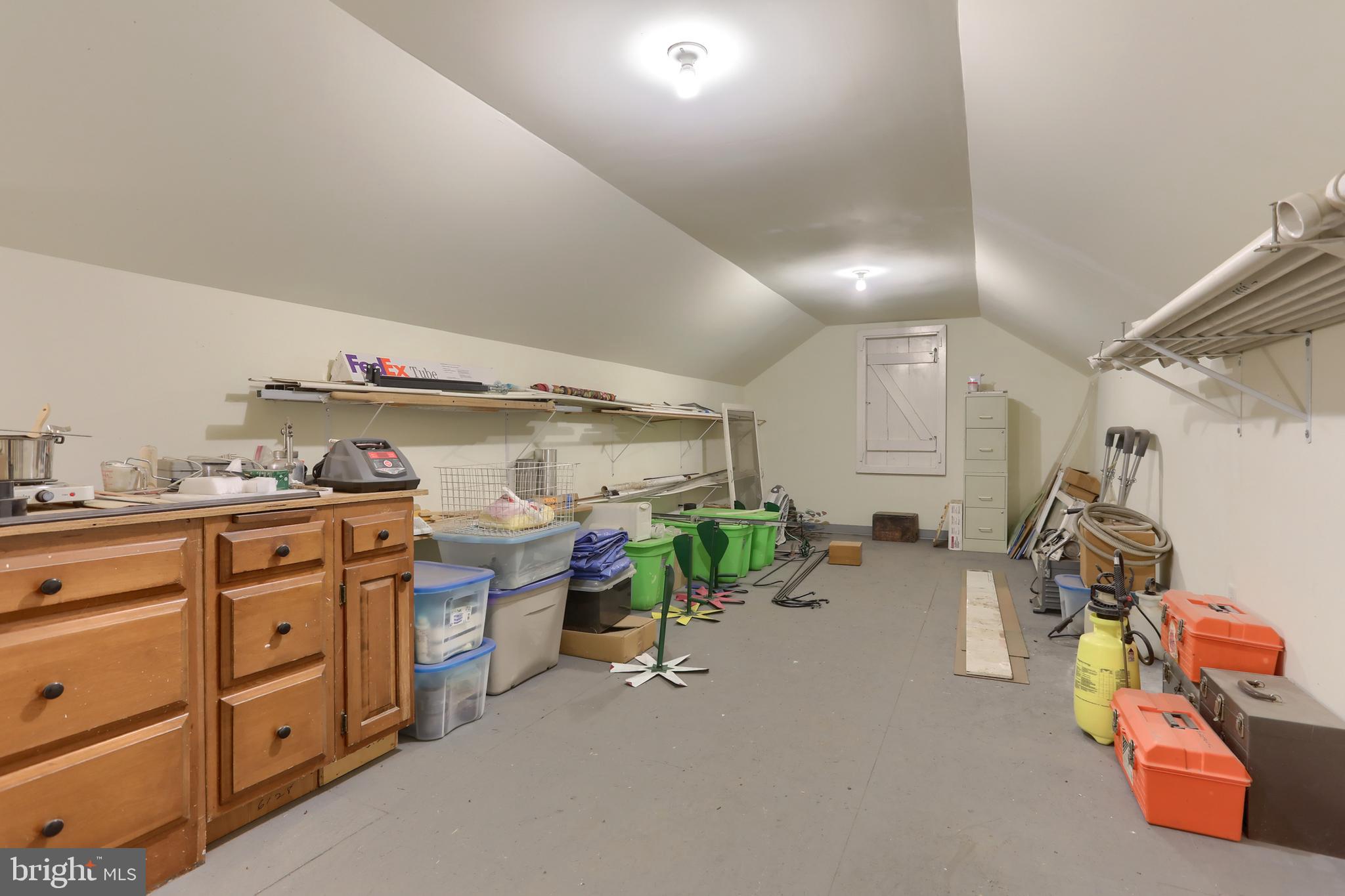 6516 Schoolhouse Road Hershey, PA 17033 - Photo 45 of 71