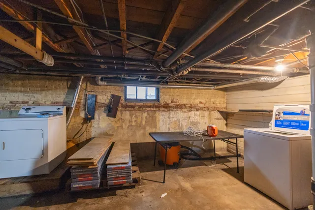 $425,000 | 39-41 Central Avenue, Lewiston, ME 04240