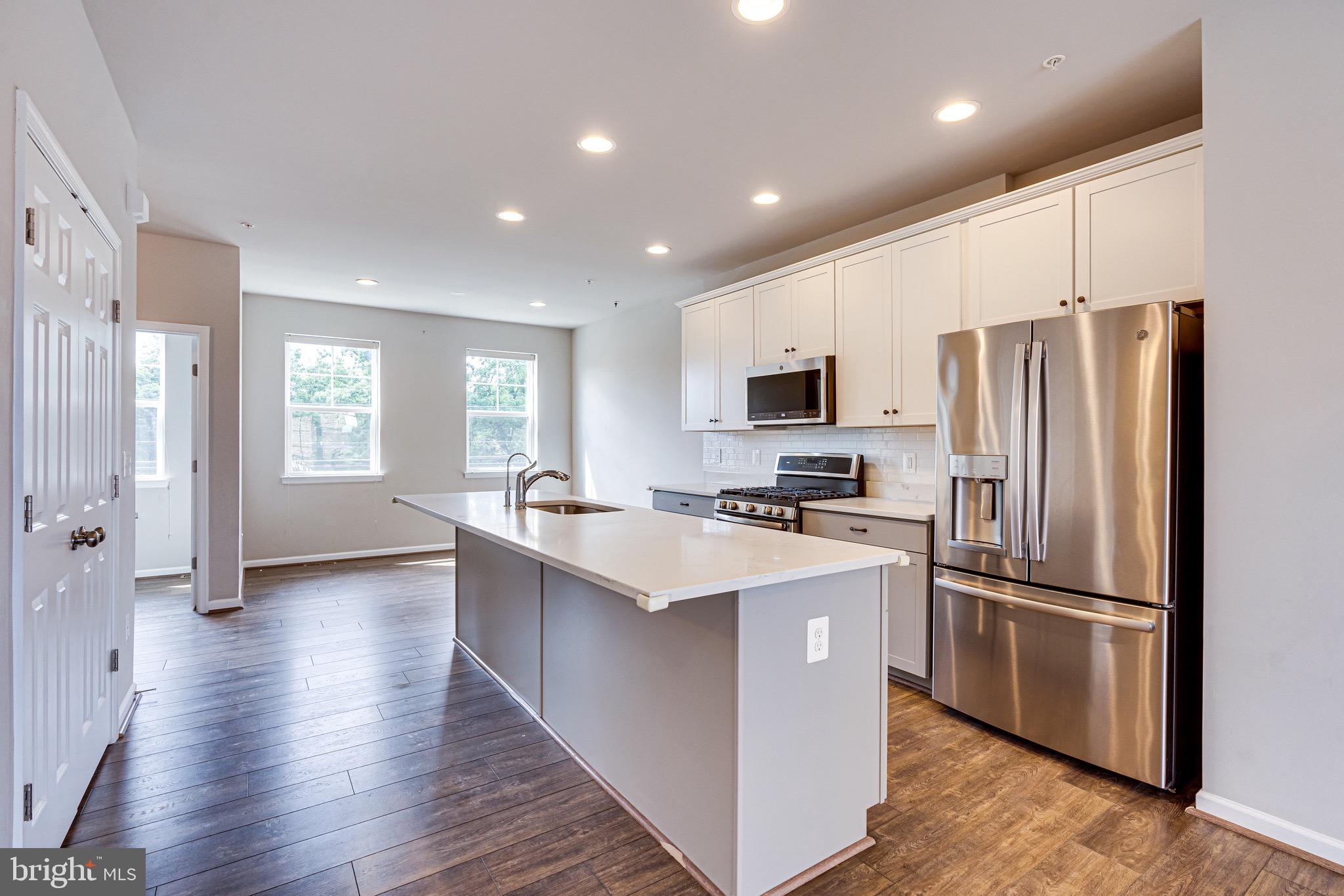 14263 Travilah Road Rockville, MD 20850 - Photo 10 of 38