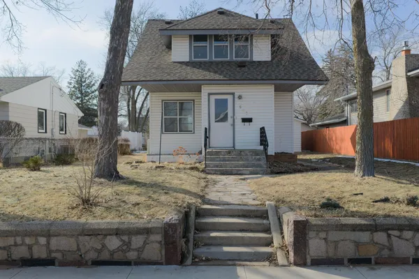 $172,500 | 847 32nd Avenue North, St. Cloud, MN 56303