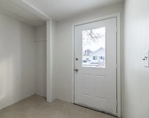 $180,000 | 847 32nd Avenue North, St. Cloud, MN 56303