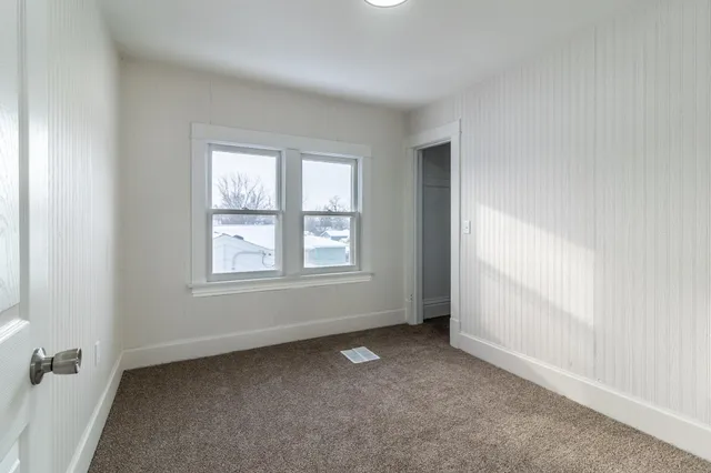 $180,000 | 847 32nd Avenue North, St. Cloud, MN 56303